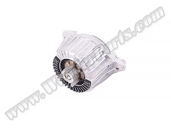 [06247]    Motor Kulağı W204 W212 [OM646 OM651] Sol