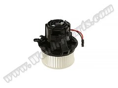 [13685]    Kalorifer Motoru W204 W212